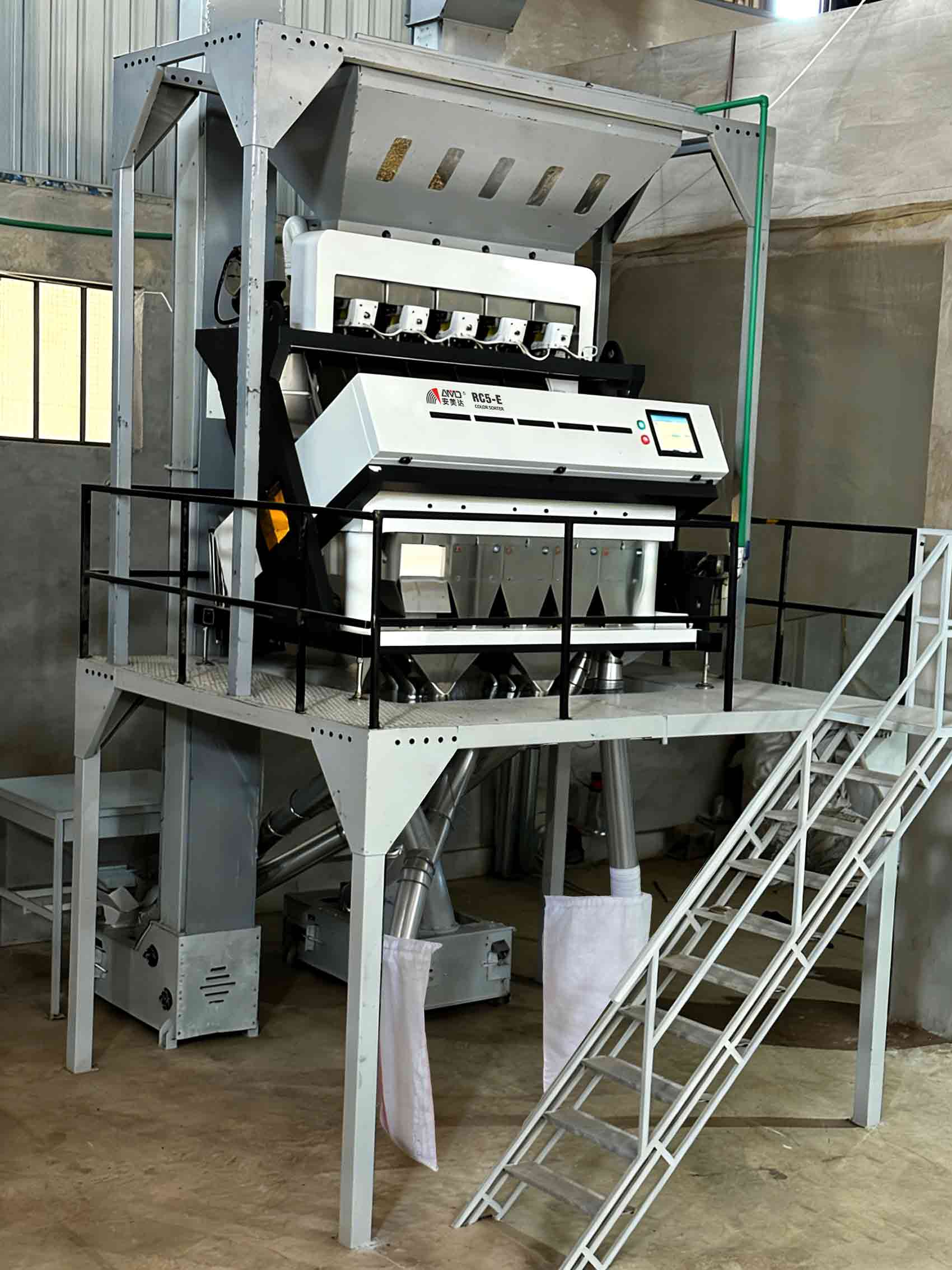 AMD RC-E grain color sorting machine AMD RC-E grain color sorting machine